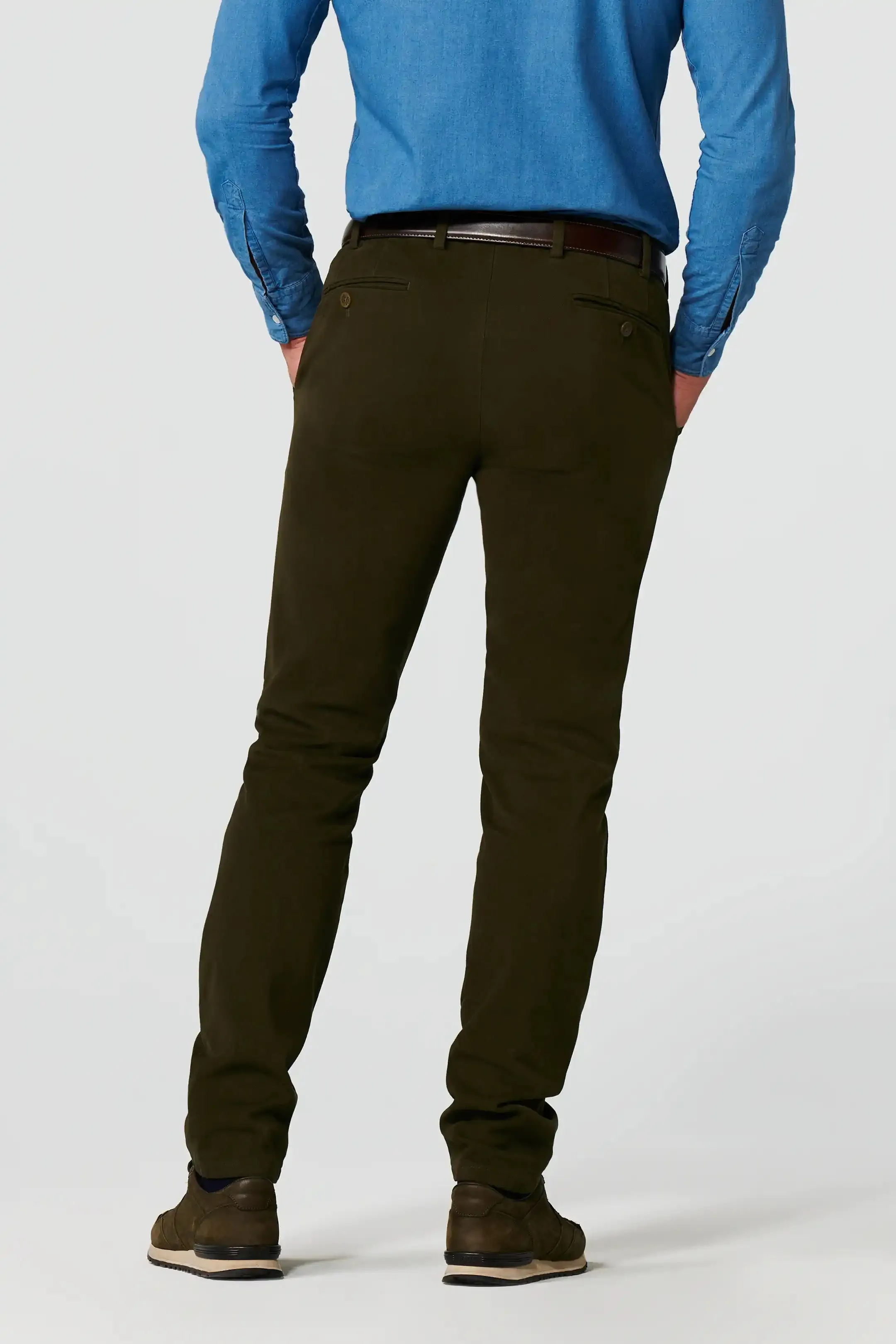 40% OFF - MEYER Exclusive Bonn Trousers - 8572 Luxury Twill Cotton Chino - Laurel Green - Size: UK 36 SHORT