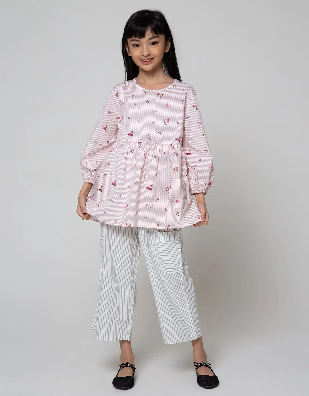 Aero Pants Capri Motif Salur