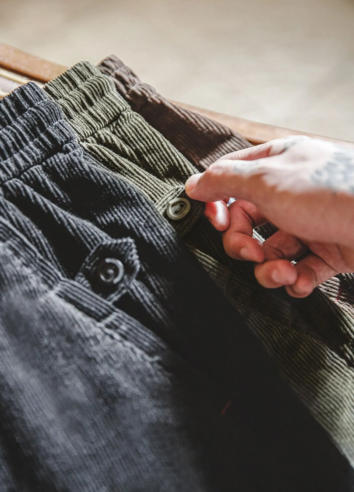 American Corduroy Elastic Waist Velvet Loose Men's Trousers