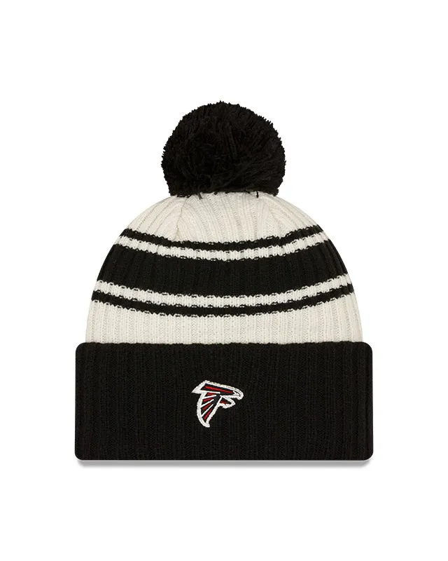 Atlanta Falcons New Era 2022 Sideline - Sport Cuffed Pom Knit Hat - Cream/Black