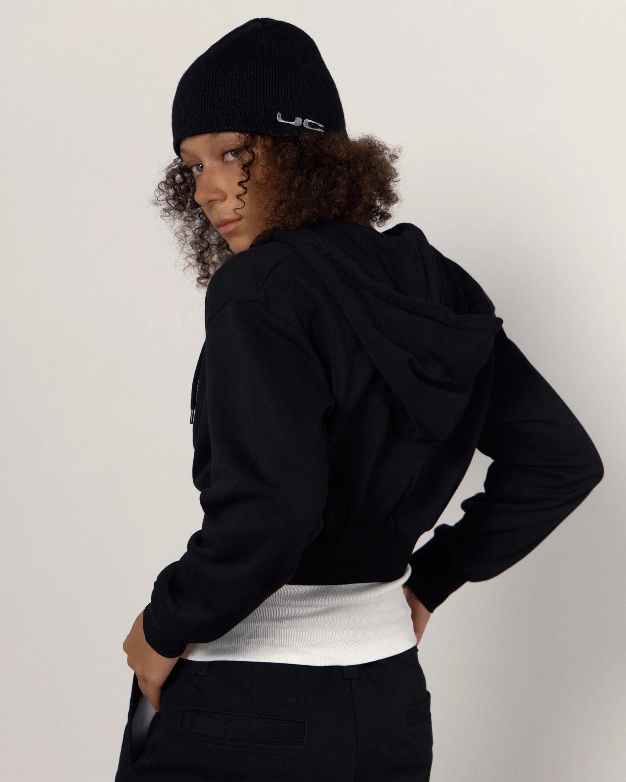 BEANIE / UC / WING / BK