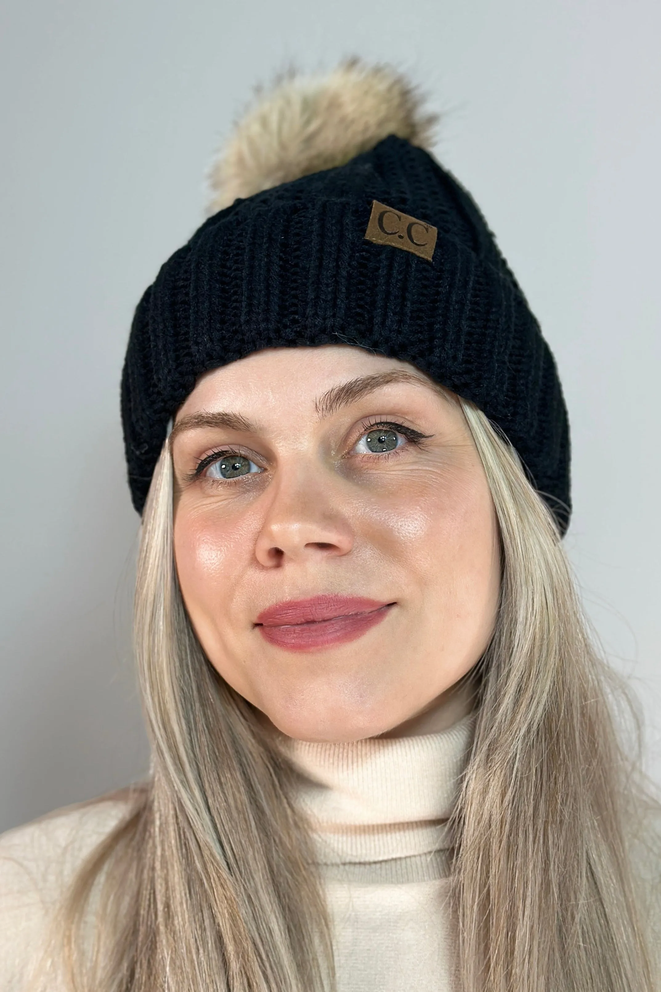 Cable Knit Beanie Fur Pom
