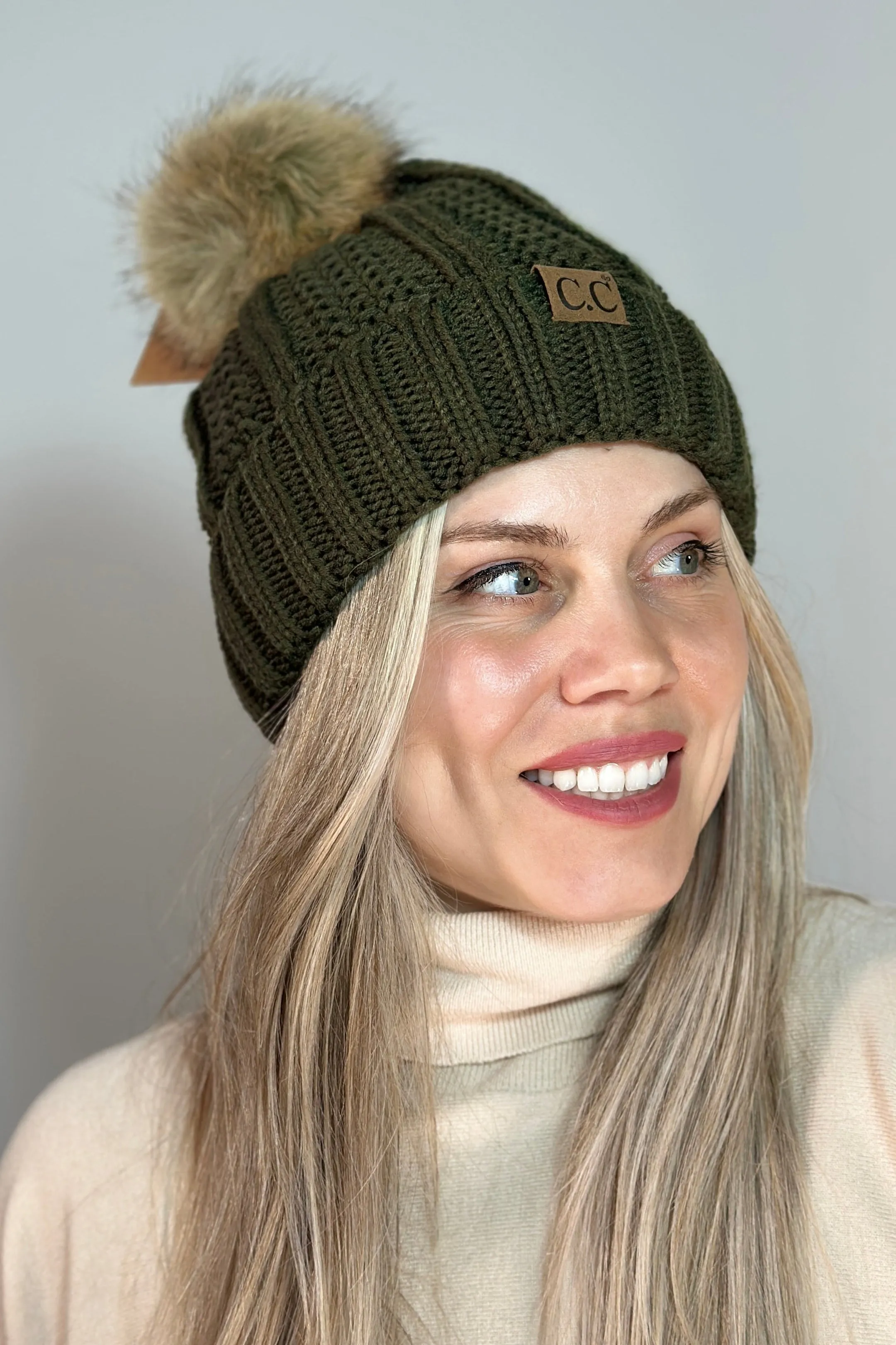 Cable Knit Beanie Fur Pom