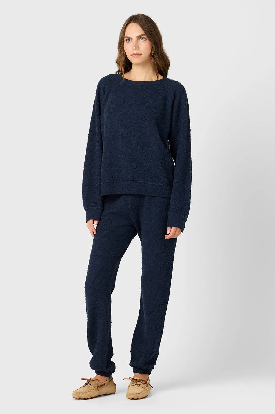 FULL LENGTH VINTAGE SWEATPANT IN DEEP MARINE BOUCLÉ