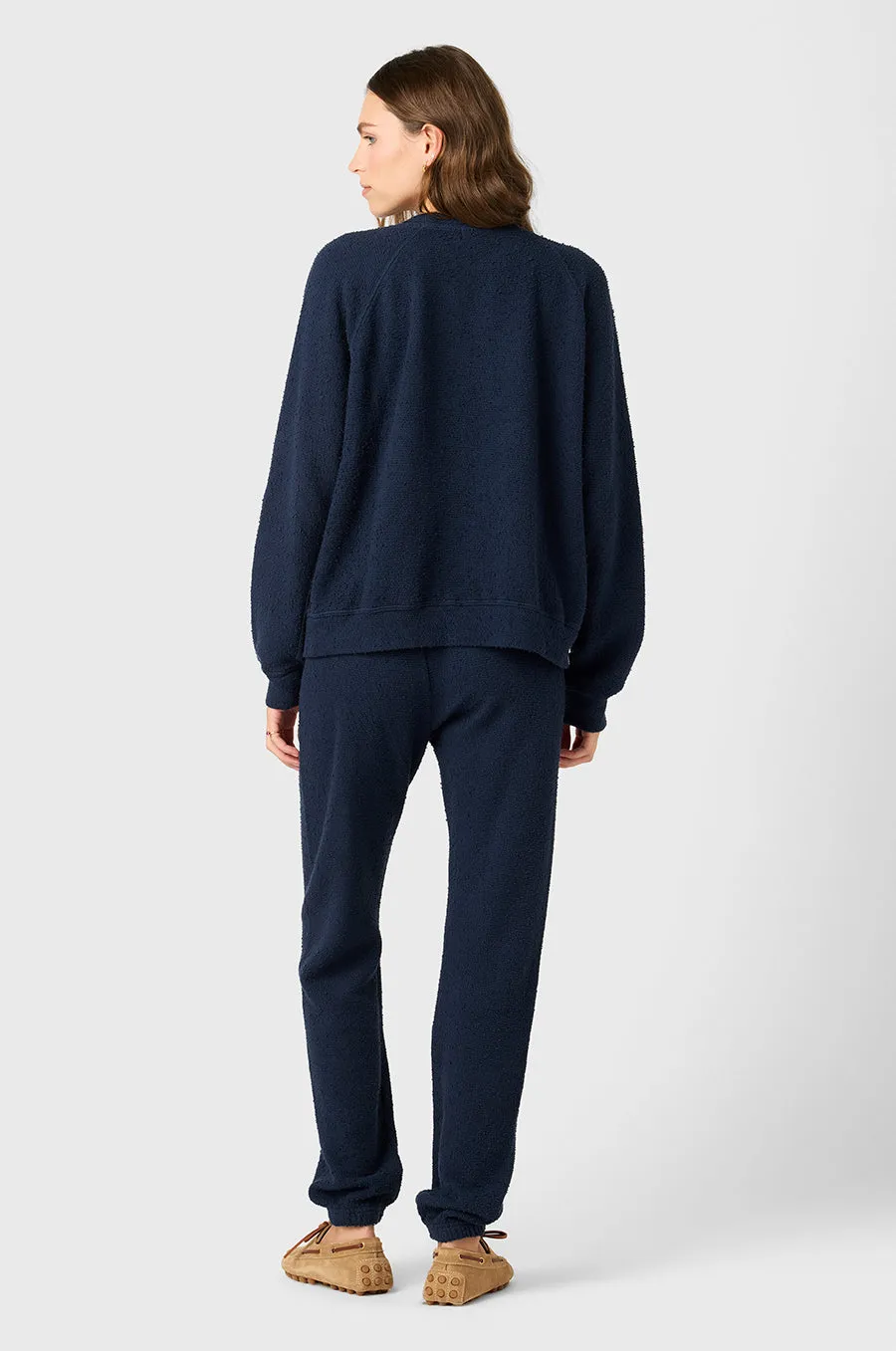 FULL LENGTH VINTAGE SWEATPANT IN DEEP MARINE BOUCLÉ