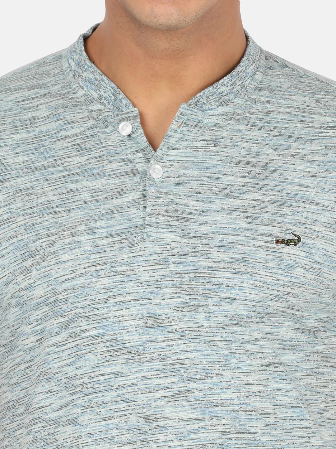 Green Solid Slim Fit T-Shirt