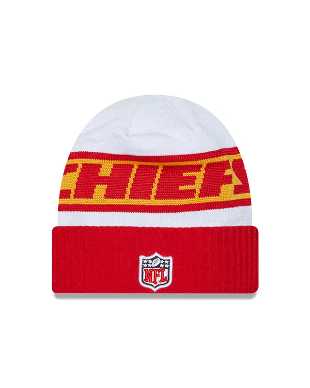 Kansas City Chiefs New Era 2023 Sideline Tech Cuffed Knit Hat - White/Red