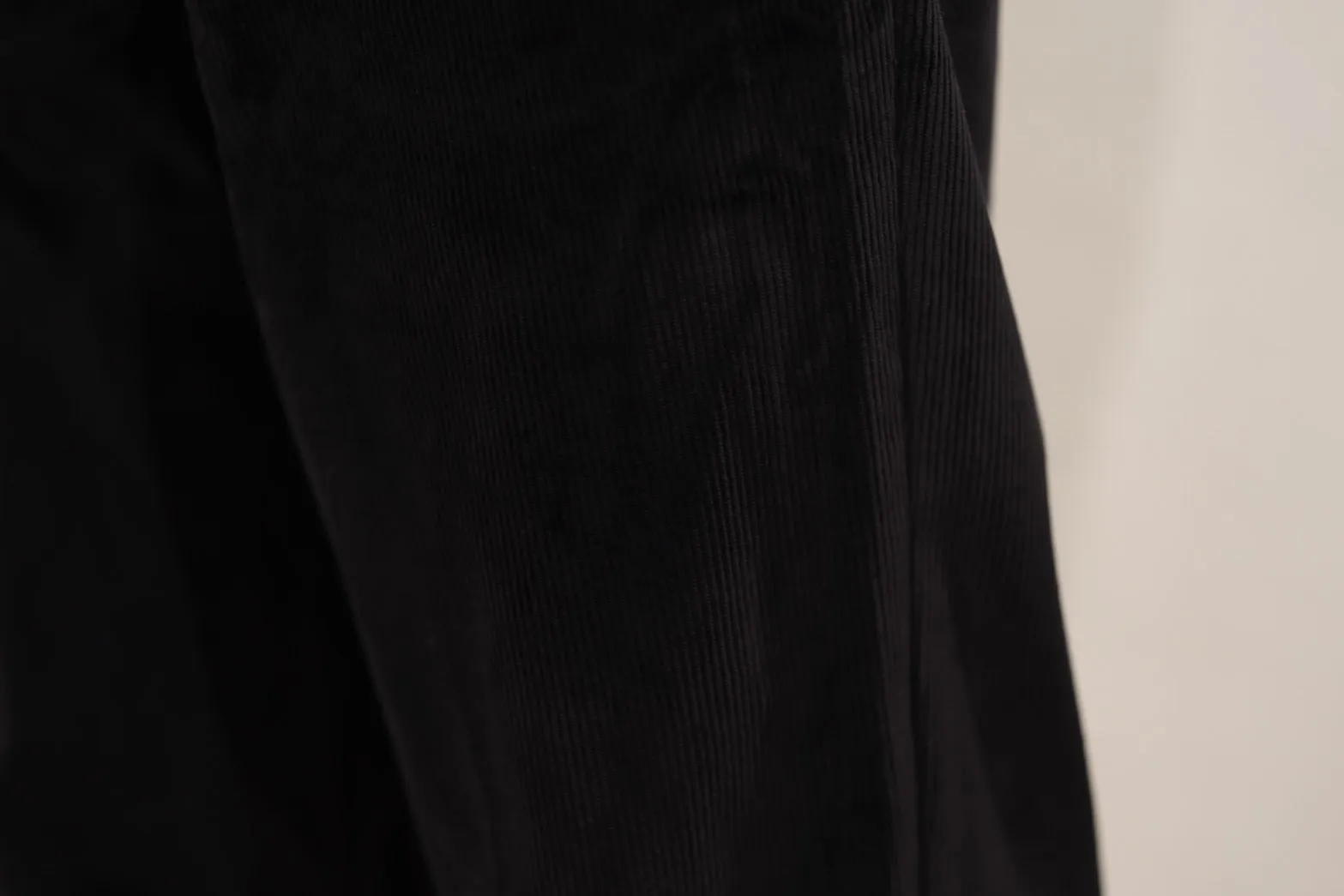 MASSTARD - NEW DAILY CHINOS CORDUROY- BLACK