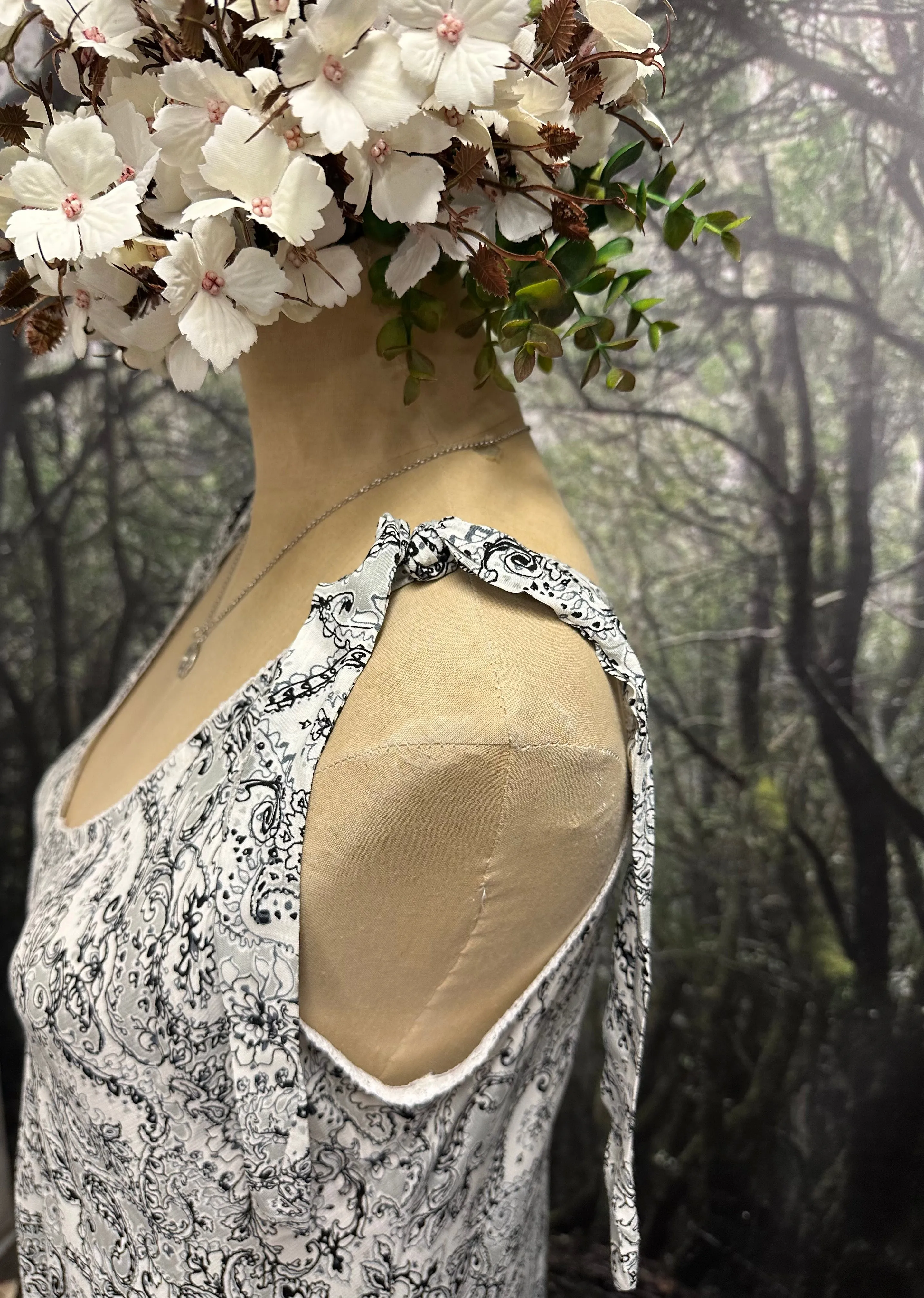 Rayon white and black slip dress